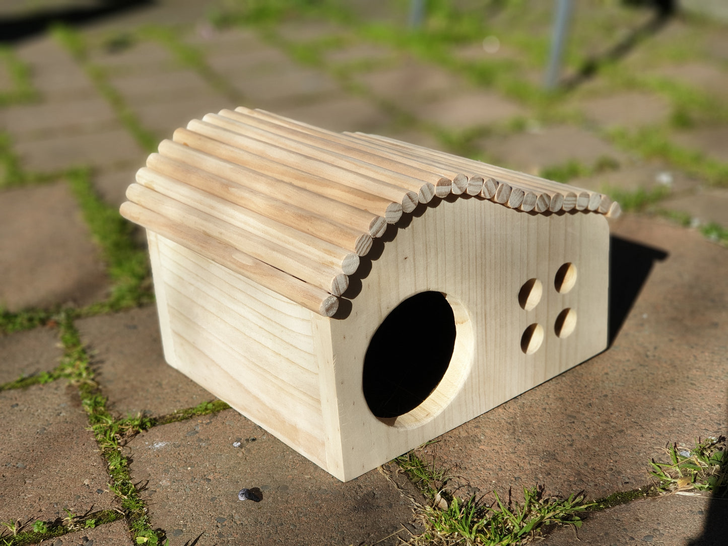 natural pine wood chinchilla house